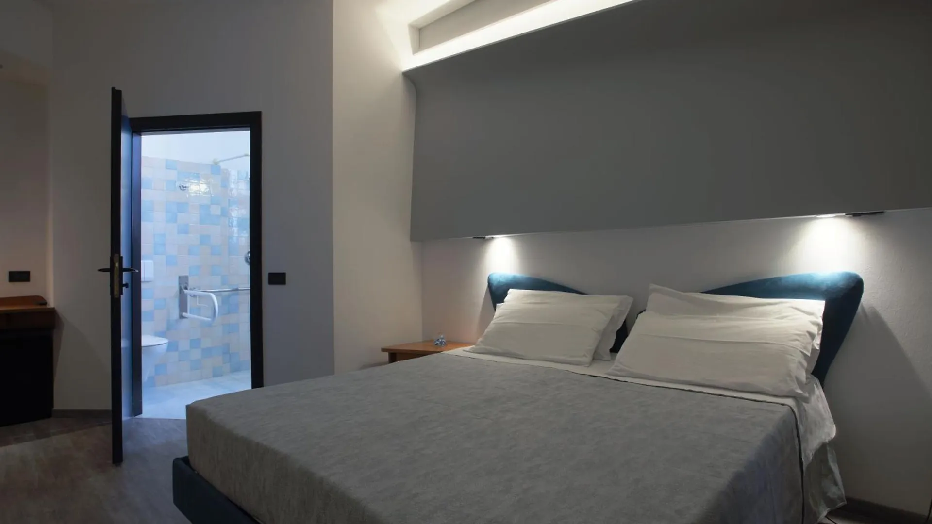 Hotel Ali D'Oro Rimini 3*,  Italy