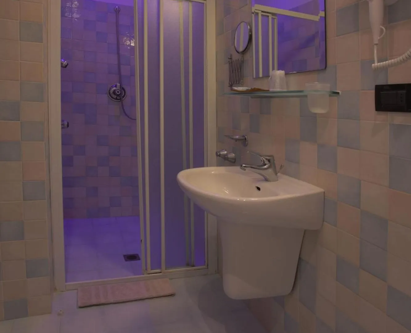 Hotel Ali D'Oro Rimini 3*,