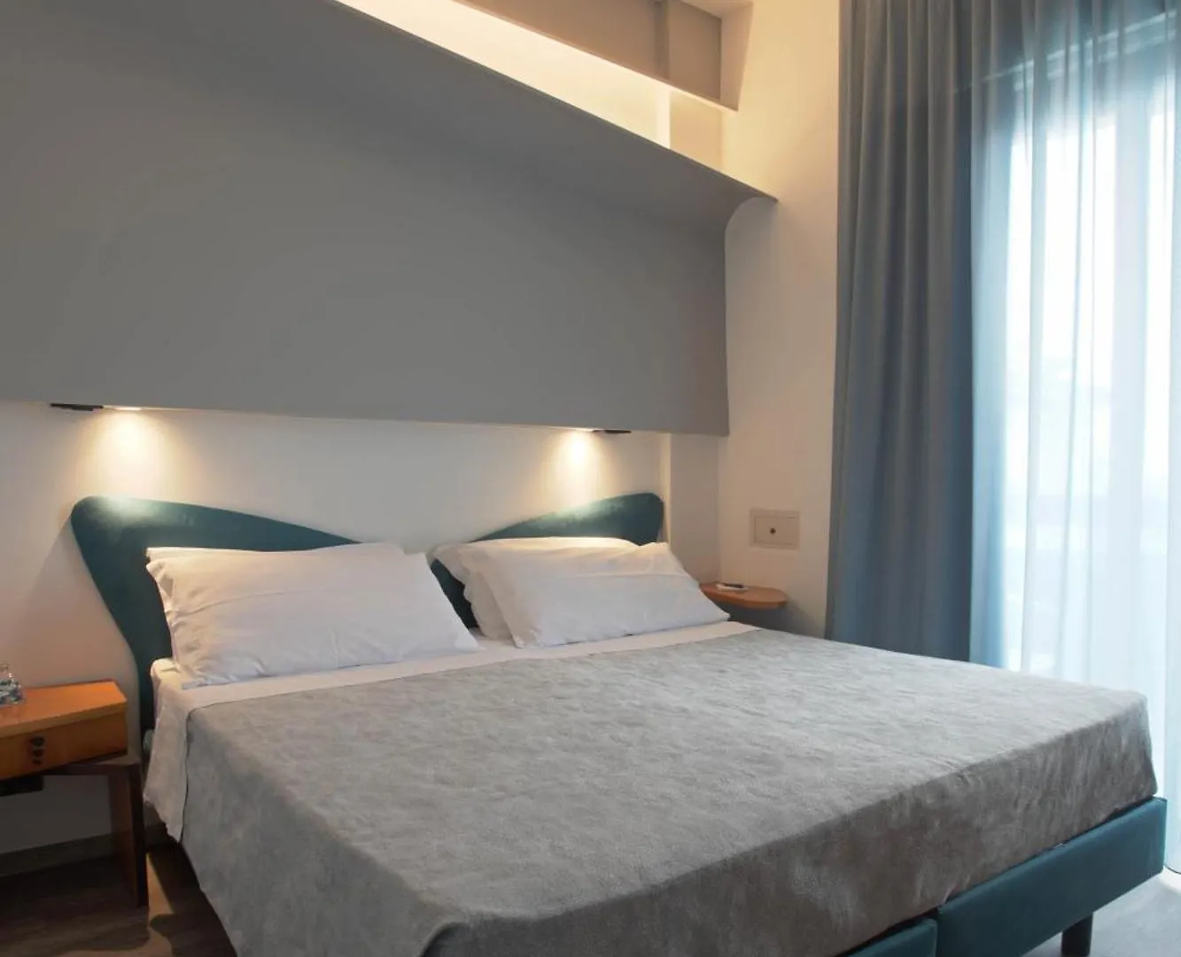 Hotel Ali D'Oro Rimini 3*,  Italy